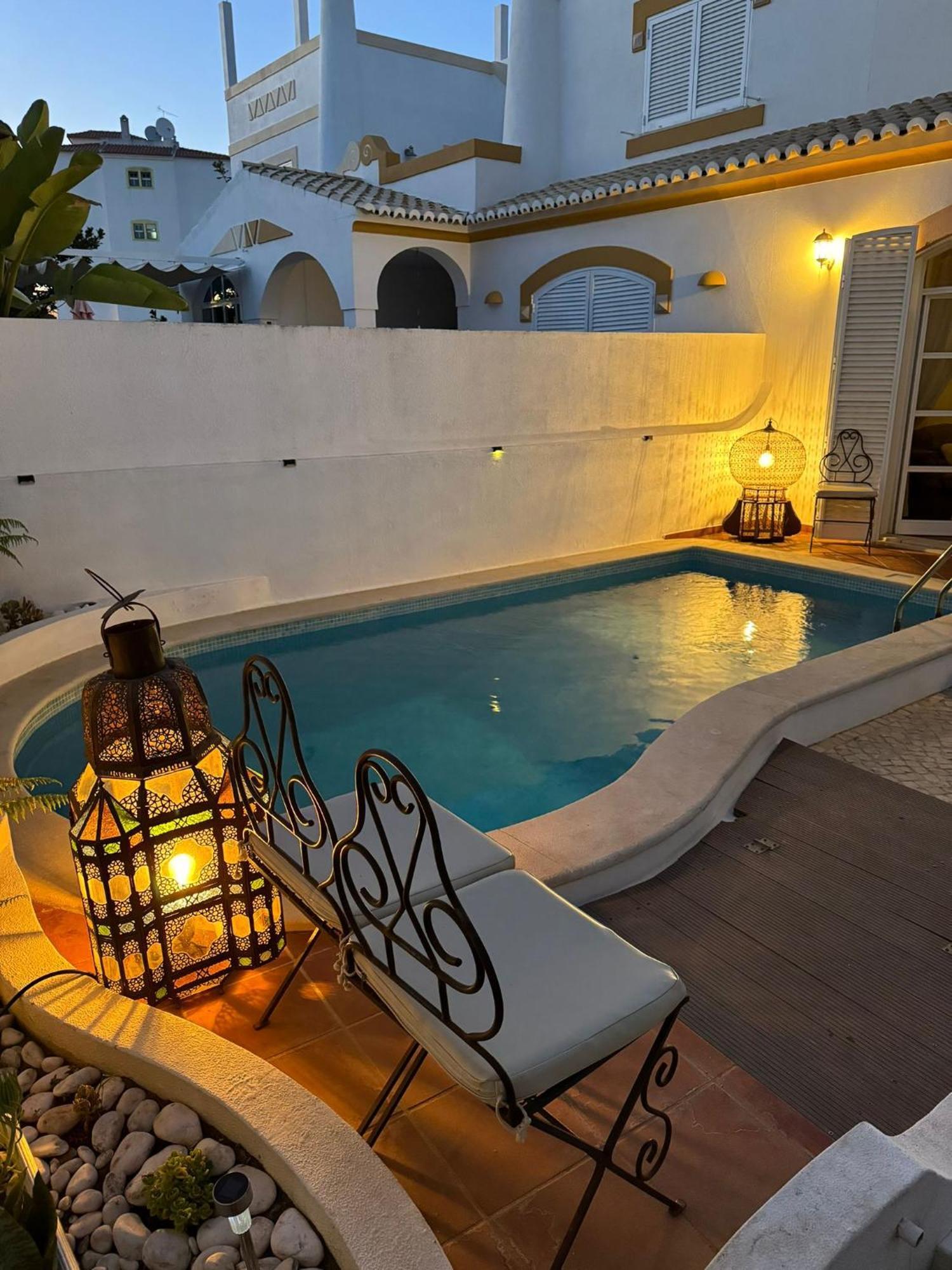 Villa 46 Hostel Lagos Ngoại thất bức ảnh